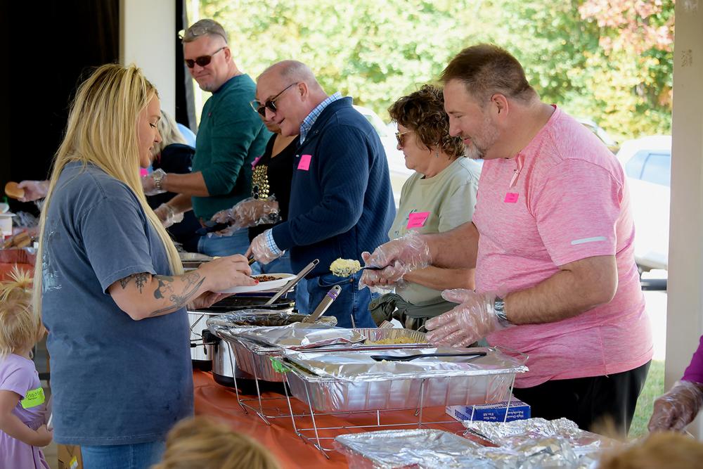 DVIDS – News – SMDC, SOS host first big event for surviving families since 2019