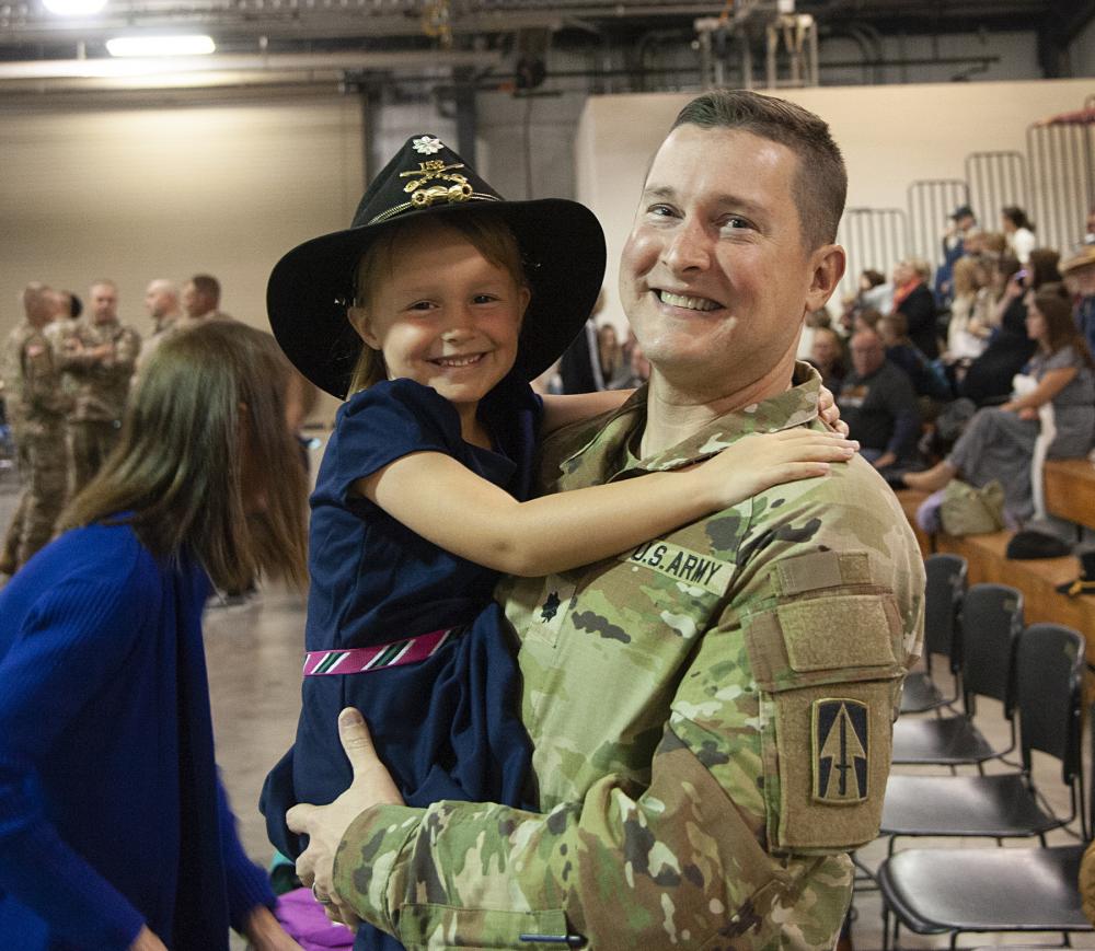 DVIDS – News – Hoosier soldiers bid adieu to family, friends, peers
