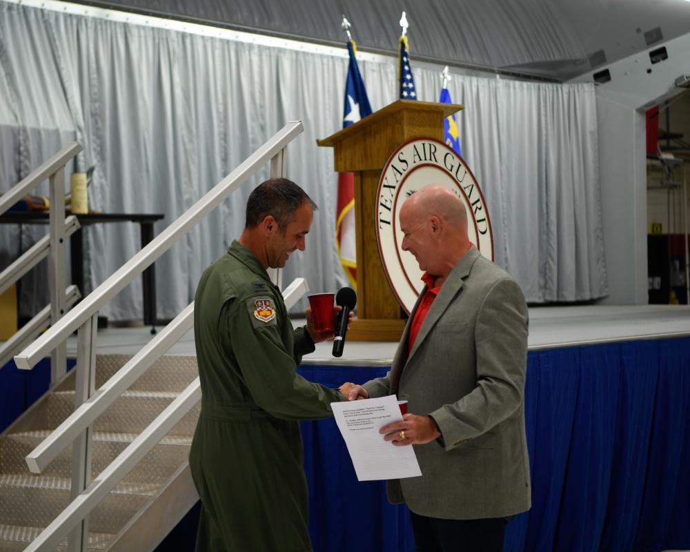 DVIDS – Images – 149 FW F-16 Fighter Pilot Graduation [Image 3 of 6]