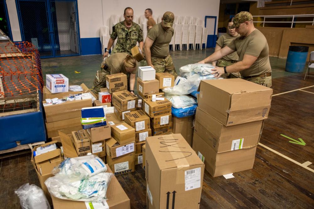 DVIDS – Images – Arkansas Air National Guard members unload supplies from the USNS Comfort during Continuing Promise 2022 [Image 4 of 5]