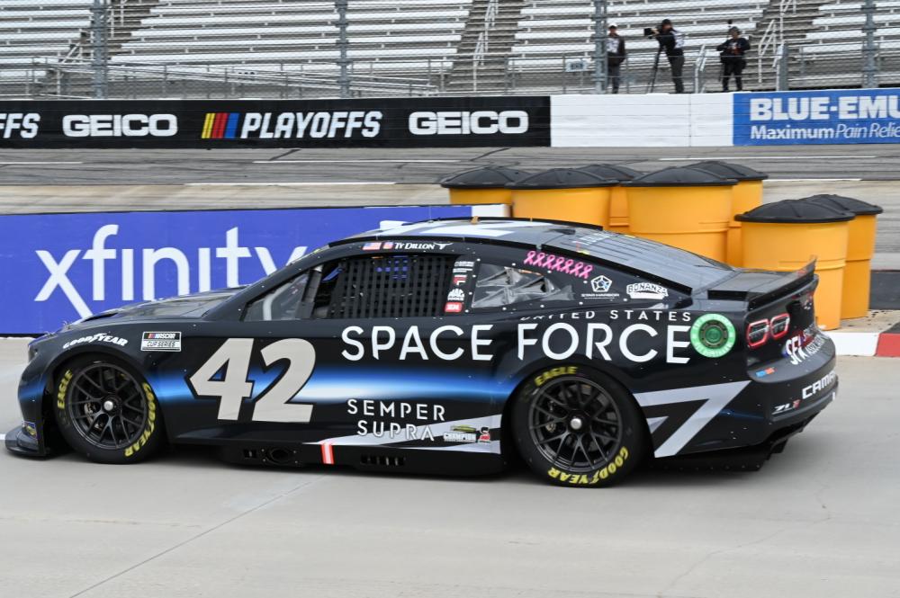 DVIDS – Images – NASCAR Cup Series debut of Space Force car [Image 5 of 7]
