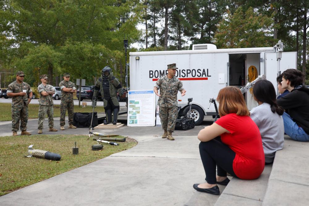 DVIDS – News – Cherry Point Personnel Visit Tucker Creek Middle School