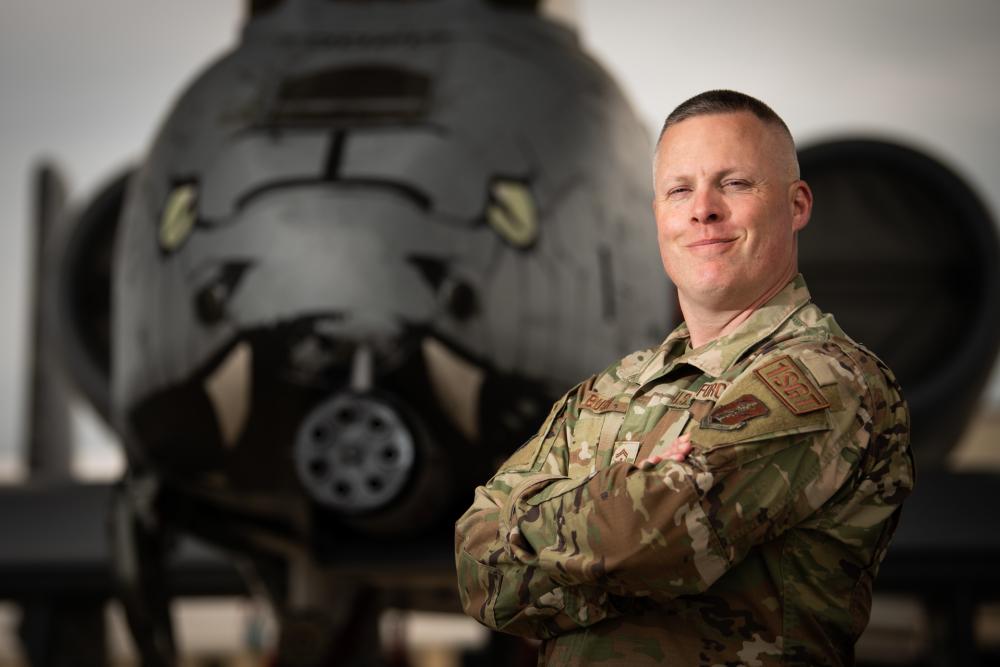 DVIDS – News – 122nd Fighter Wing Airman receives Bronze Star