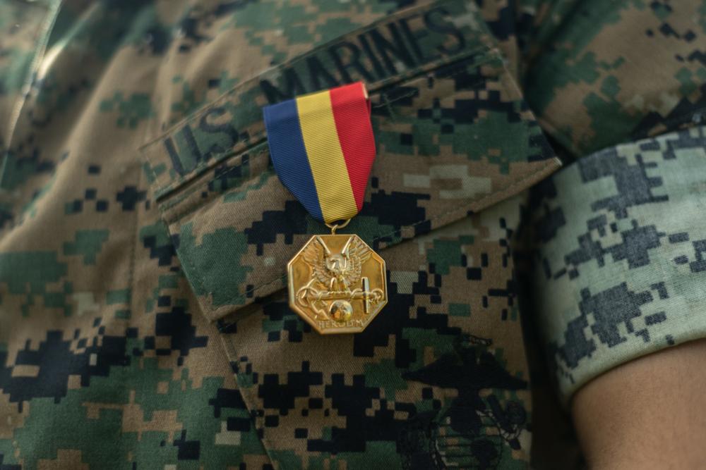 DVIDS – News – Hawaii-based U.S. Marine awarded for saving life of woman swept off cliff into ocean