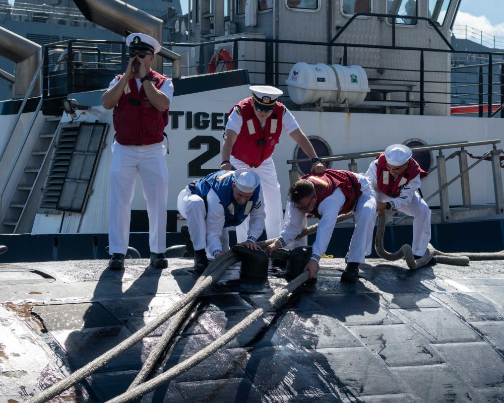 DVIDS – News – USS Chicago Returns Home from Final Deployment