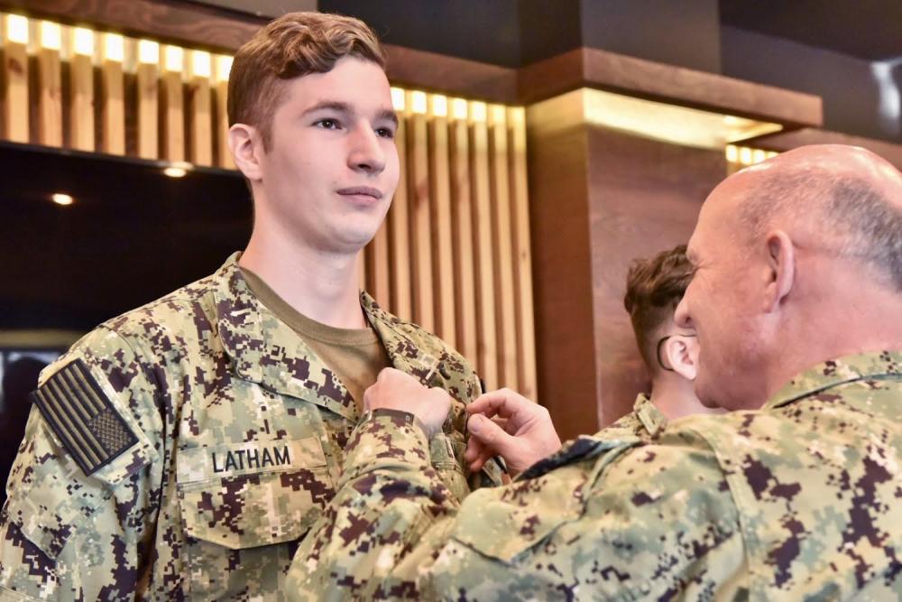 DVIDS – Images – U.S. Chief of Naval Operations Visits Republic of Korea; Meets with ROK Leadership and Sailors [Image 1 of 4]