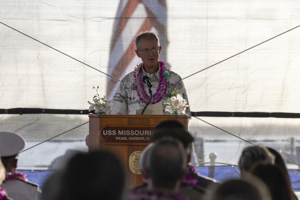 DVIDS – Images – USS Missouri Memorial Association Hosts Veteran’s Day Sunset Ceremony [Image 7 of 17]