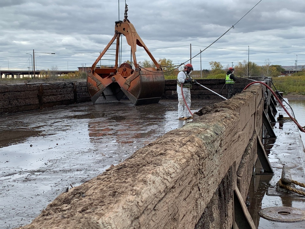DVIDS – News – AZCON Slip GLRI clean-up complete