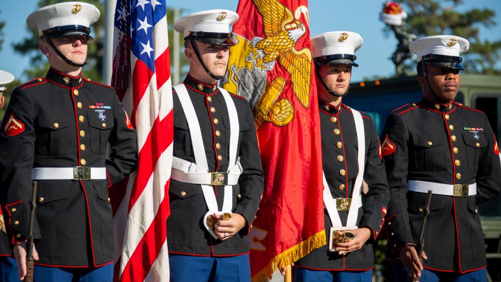 DVIDS – Images – Onslow County Chamber of Commerce 66th Christmas Parade [Image 4 of 17]