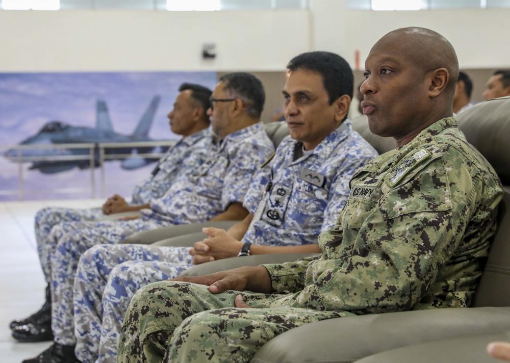 DVIDS – News – United States Naval Forces Participate in Cooperation Afloat Readiness and Training (CARAT) Malaysia 2022