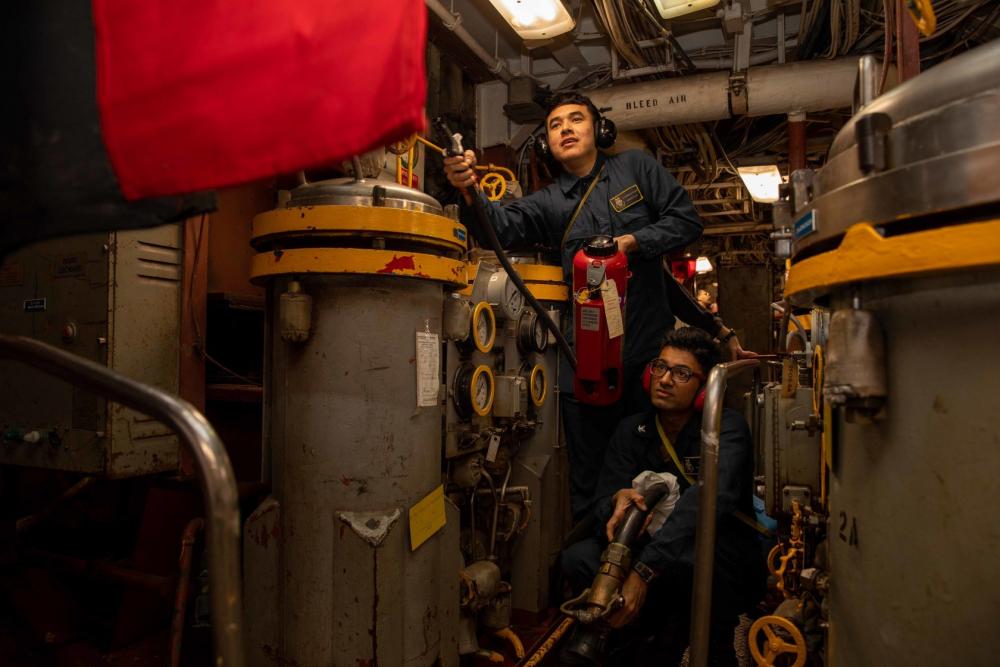 DVIDS – Images – USS Leyte Gulf (CG 55) Daily Operations [Image 21 of 22]