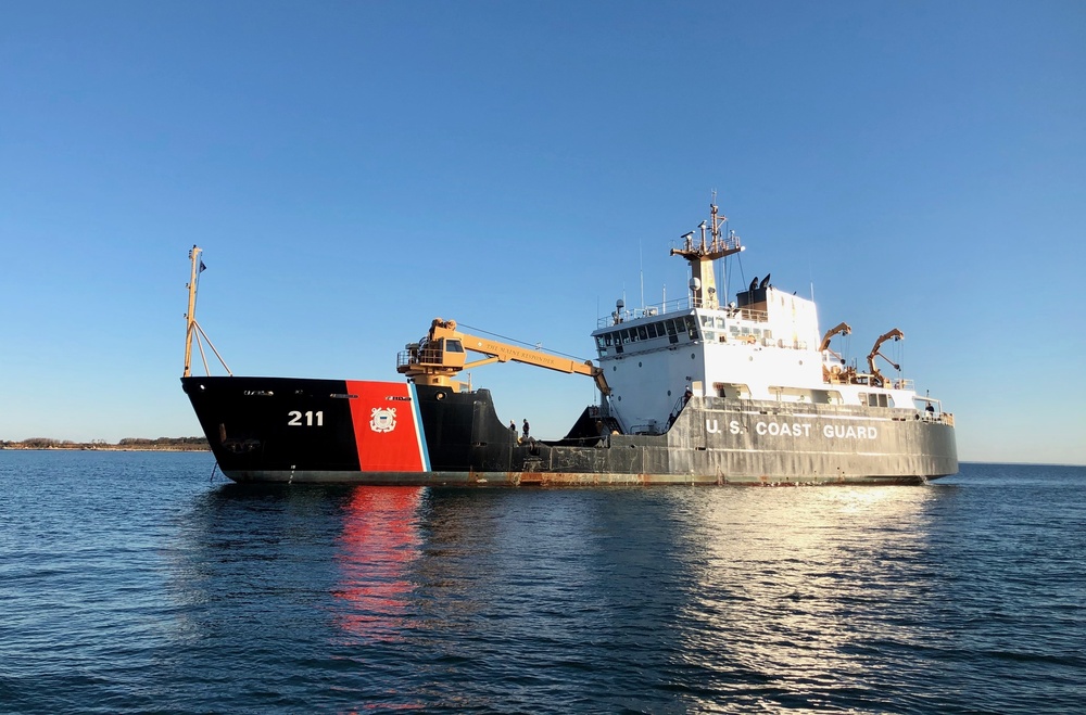 DVIDS – News – Coast Guard cutter corrals wayward buoy in Long Island Sound