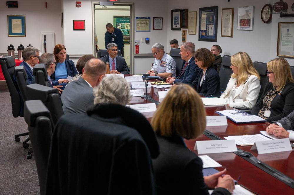 DVIDS – Images – MSO/VSO roundtable hosted by DUSD(P&R) Ashish Vazirani and SEAC Colon-Lopez [Image 3 of 3]