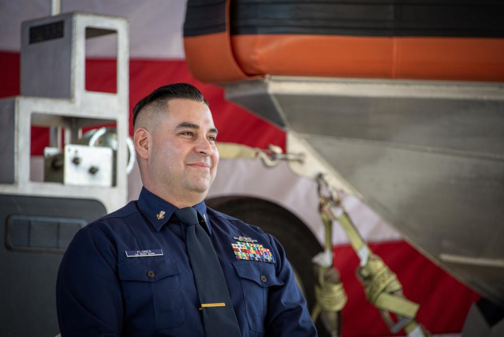 DVIDS – News – ‘Heroic, humble’ Coast Guardsman selected as 2022 USO Service Member of the Year