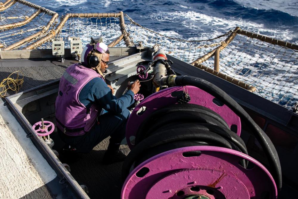 DVIDS – Images – Bunker Hill Helicopter Fueling [Image 5 of 5]