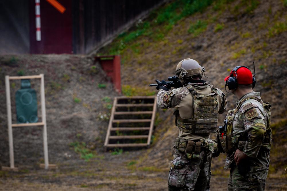 DVIDS – News – Defenders teaching defenders