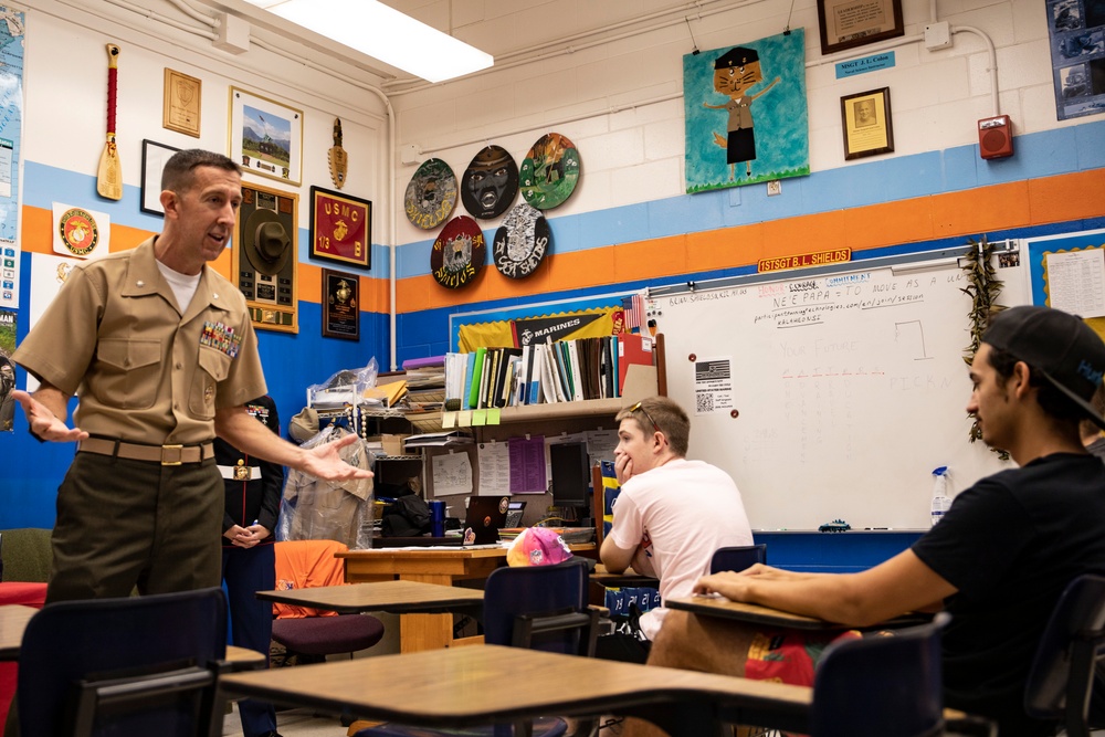 DVIDS – Images – Kalaheo Career Day [Image 6 of 6]