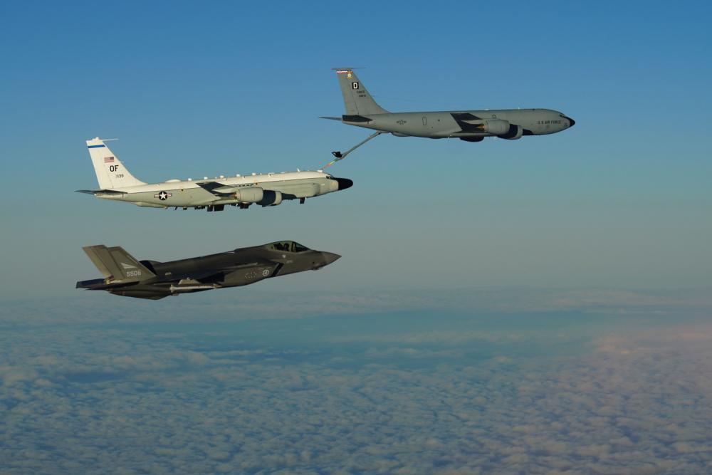 DVIDS – Images – KC-135 refuels RC-135 during mission