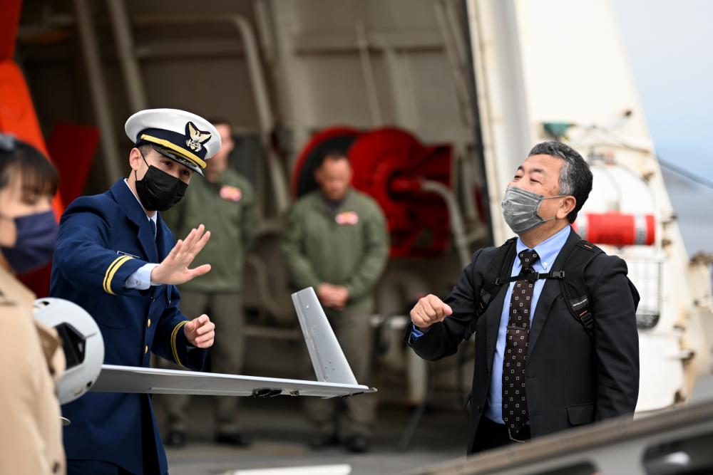 DVIDS – Images – U.S. Coast Guard Cutter Kimball hosts local media, community leaders while in Kagoshima, Japan [Image 2 of 14]