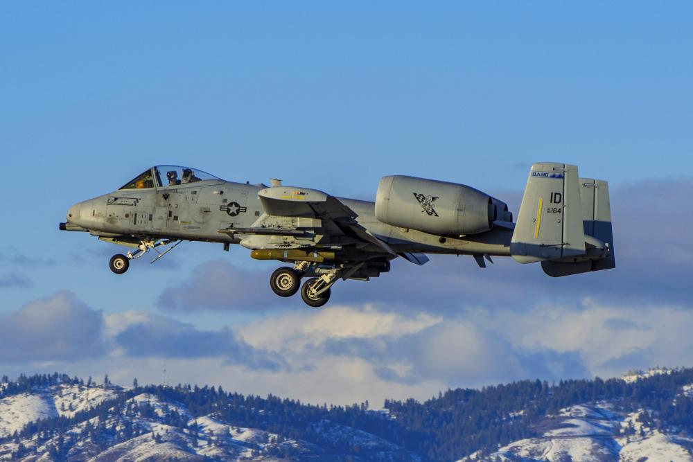 DVIDS – Images – Night Ops: A-10s, Black Hawks in the sky [Image 5 of 7]