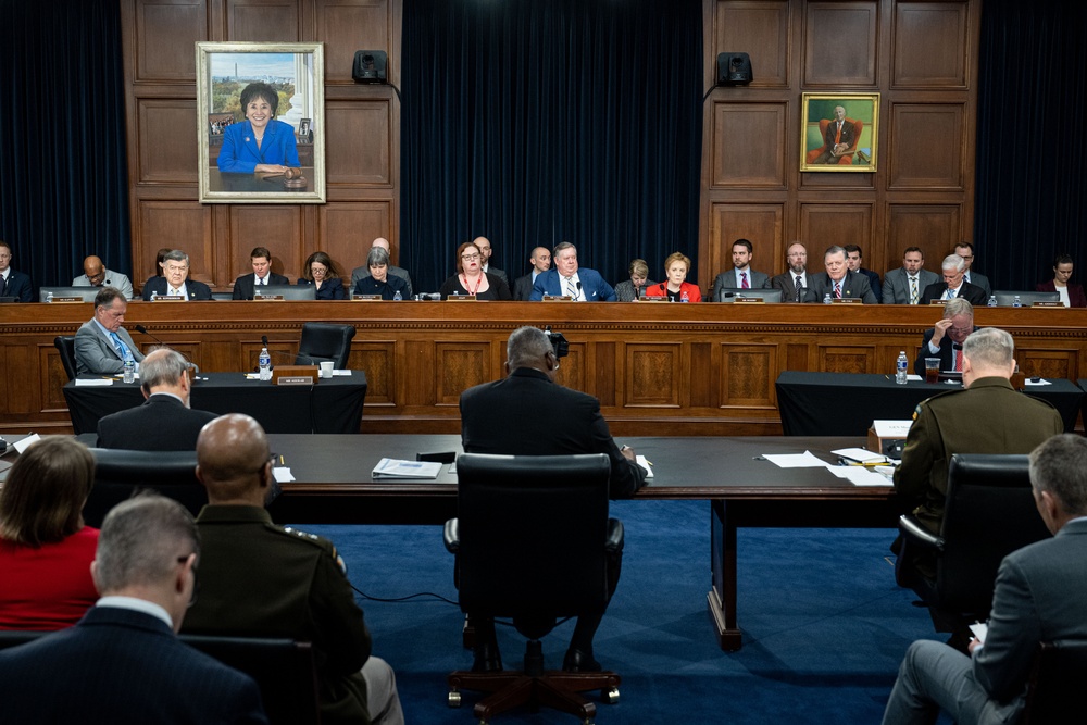 DVIDS – Images – SECDEF, CJCS, OUSD(C) Testify at HAC-D Hearing [Image 10 of 10]