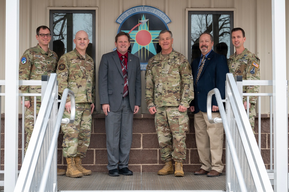 DVIDS – Images – U.S. Space Commander, Gen. James H. Dickinson Visits Kirtland AFB [Image 3 of 3]