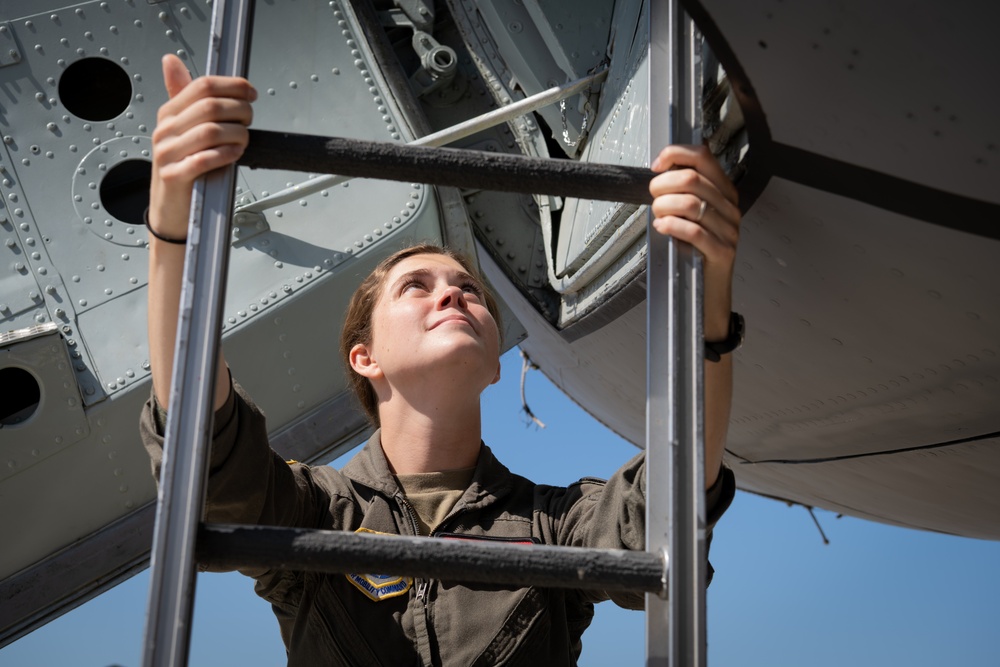 DVIDS – Images – Women in Aviation: The 50th Air Refueling Squadron’s “Lady Red Devils” [Image 8 of 8]