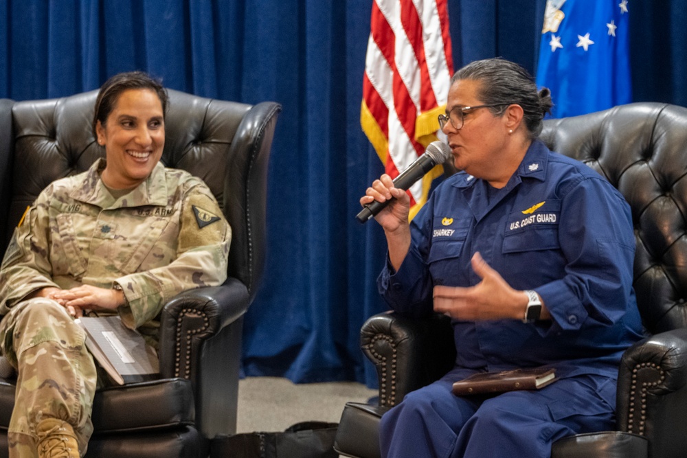 DVIDS – Images – Trailblazing Military Leaders: Cmdr. Lisa Sharkey and Fellow Female Commanders Inspire at Women’s History Month Event [Image 1 of 5]