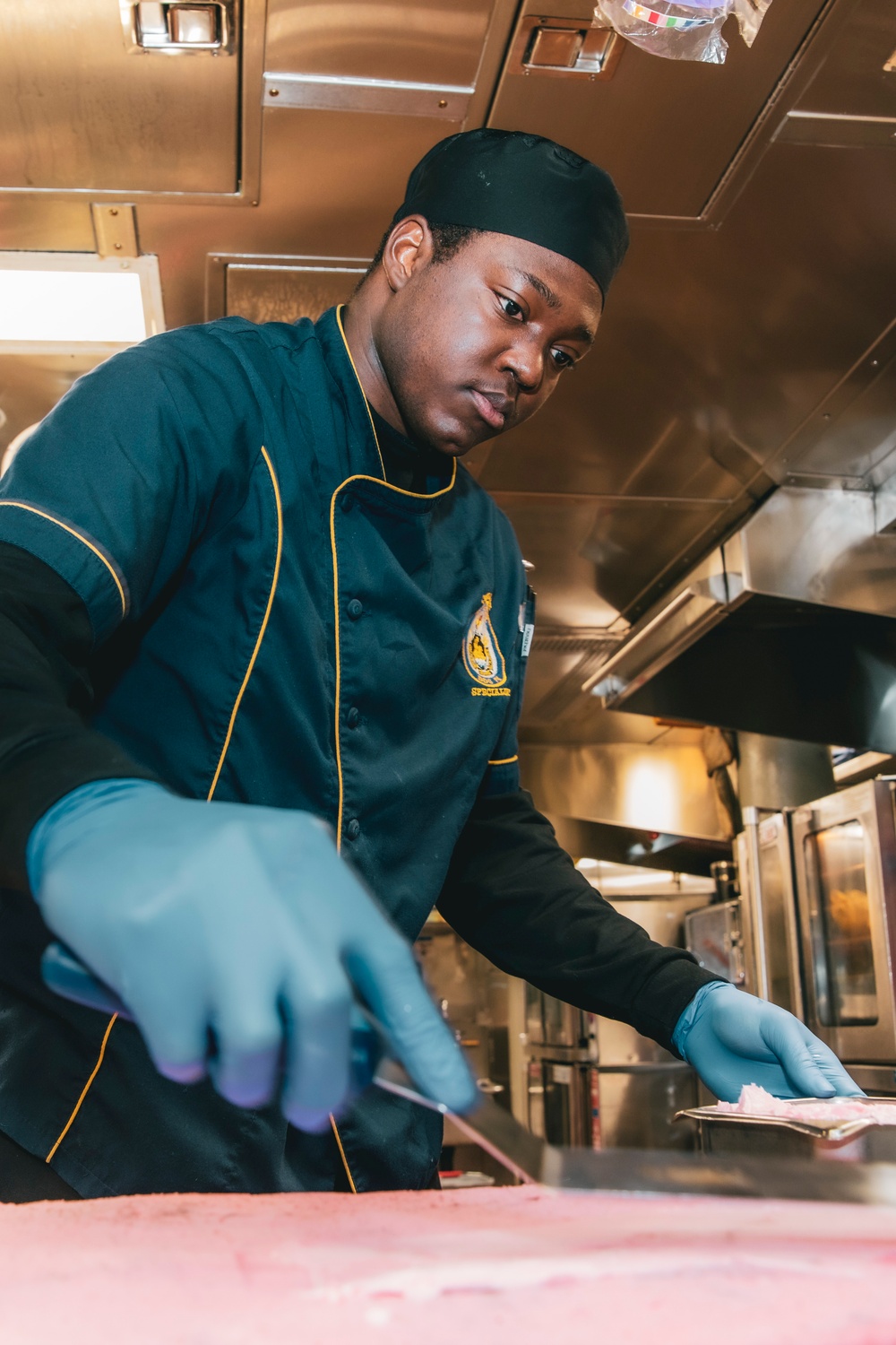 DVIDS – Images – USS McFaul’s Mess Deck Team [Image 6 of 6]