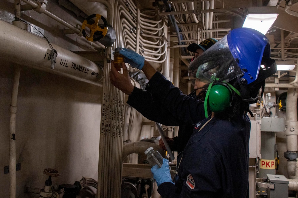 DVIDS – Images – Anchorage Engineering Training Team Drills [Image 4 of 4]