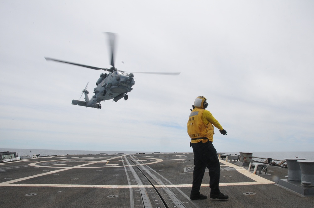 DVIDS – Images – USS William P. Lawrence (DDG 110) Performs Flight Operations