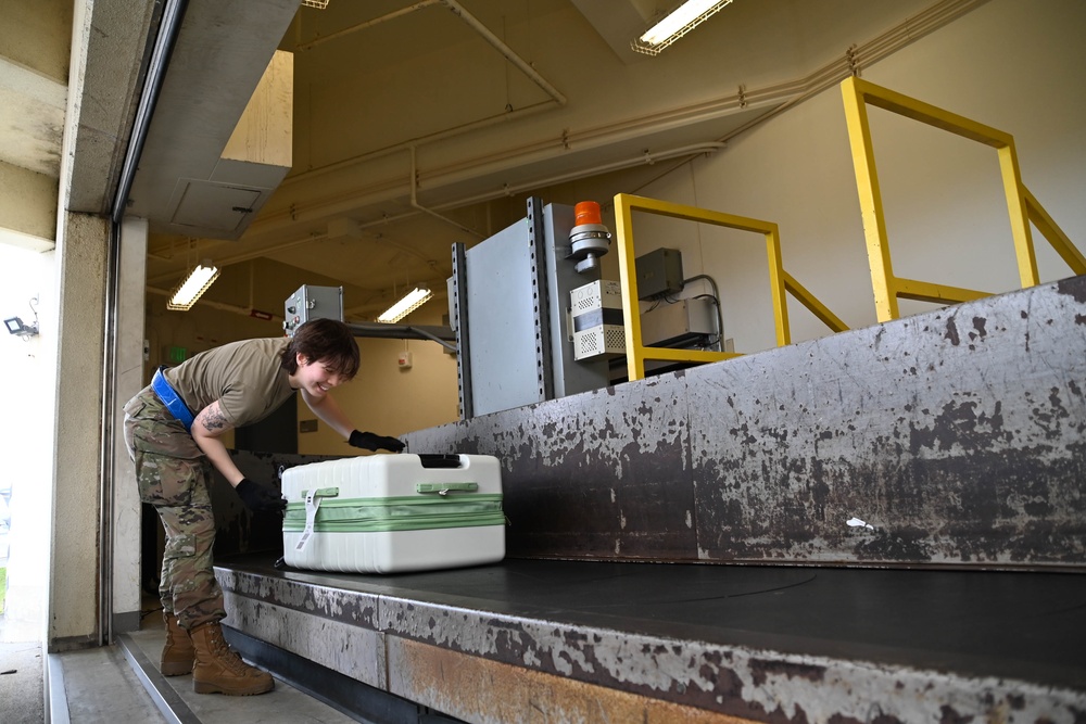 DVIDS – Images – 36th Aerial Port Squadron Annual Tour [Image 2 of 2]