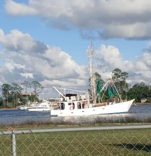 DVIDS – Images – Coast Guard searches for overdue vessel with 2 people aboard near Cape San Blas, Florida [Image 2 of 2]