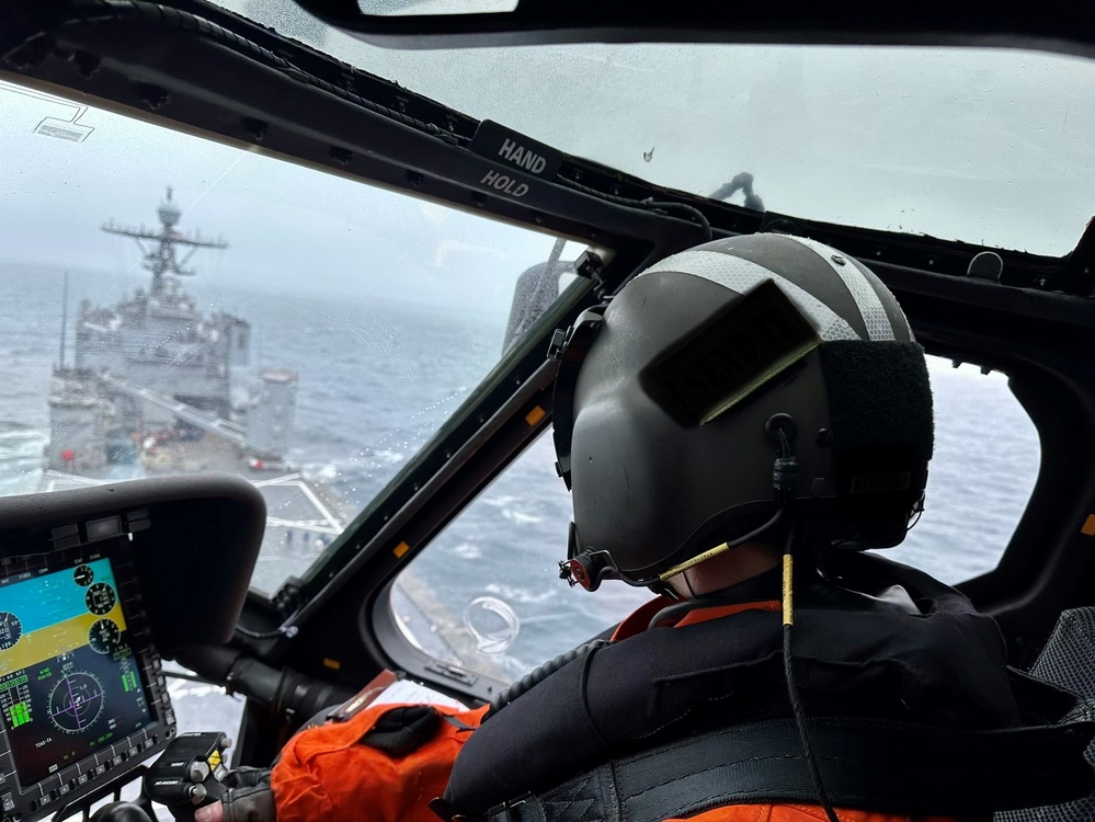 DVIDS – Images – Coast Guard medevacs man from U.S. Navy ship offshore Kodiak, Alaska
