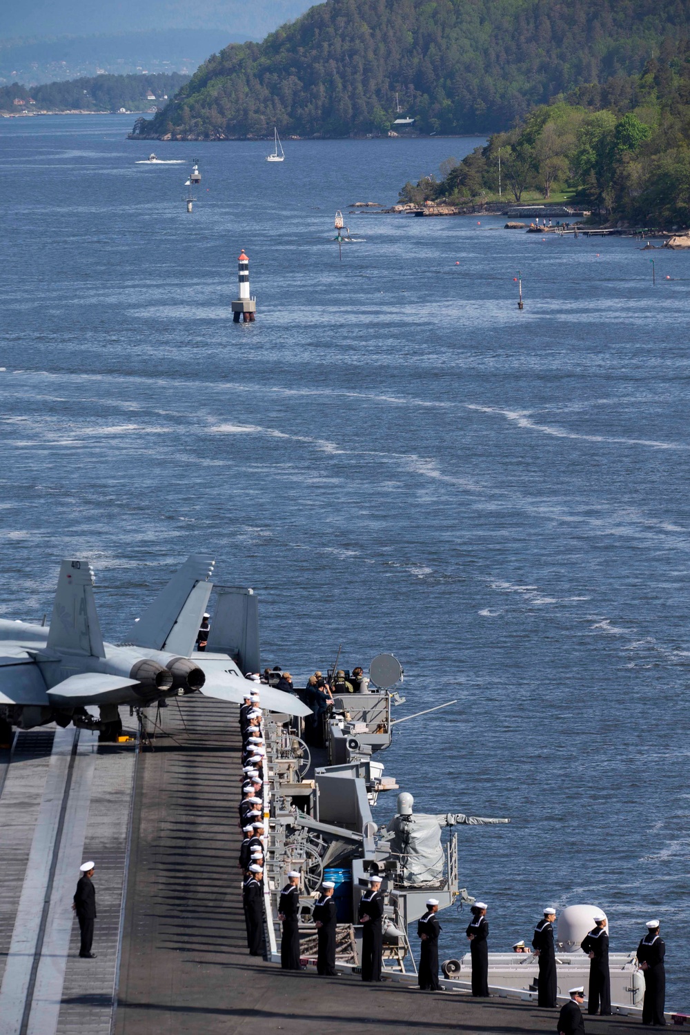 DVIDS – Images – USS Gerald R. Ford Pulls into Oslo, Norway