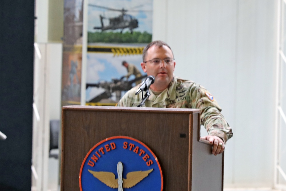 DVIDS – Images – 1st Battalion, 14th Aviation Regiment Change of Command [Image 2 of 5]