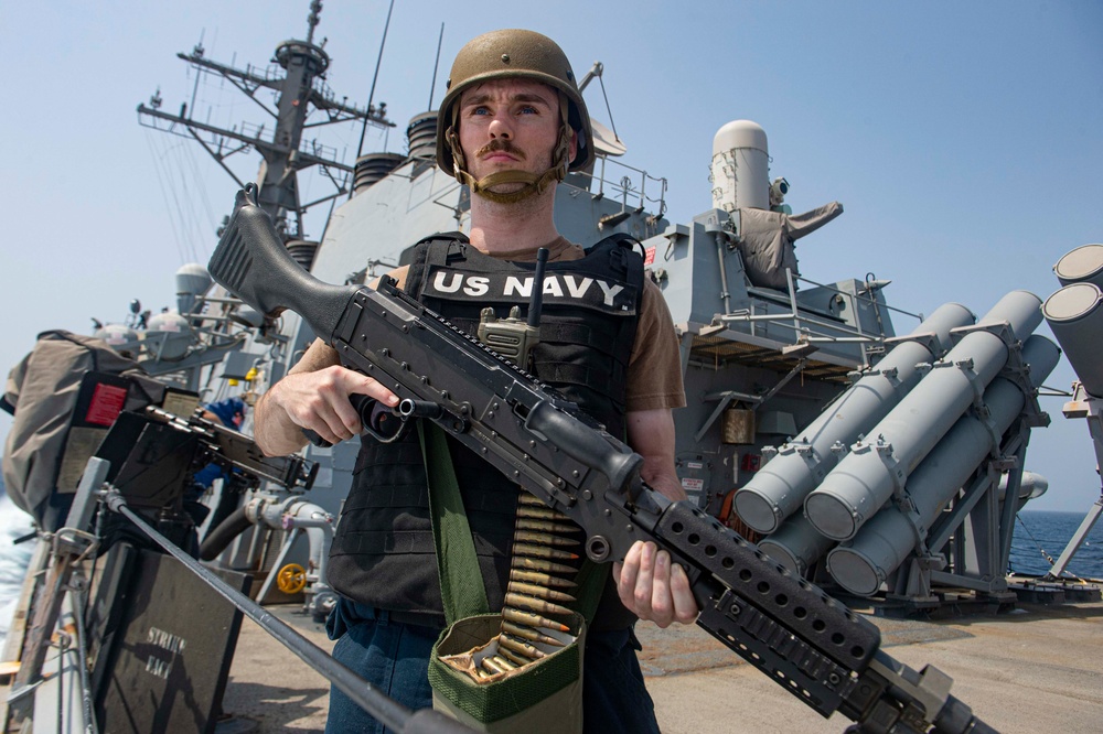 DVIDS – Images – USS Paul Hamilton Strait Of Hormuz Transit [Image 8 of 8]