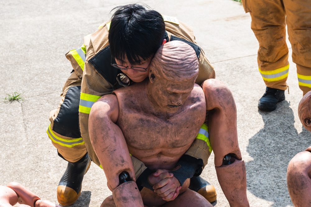 DVIDS – Images – 8th CES conducts rescue exercise [Image 1 of 6]