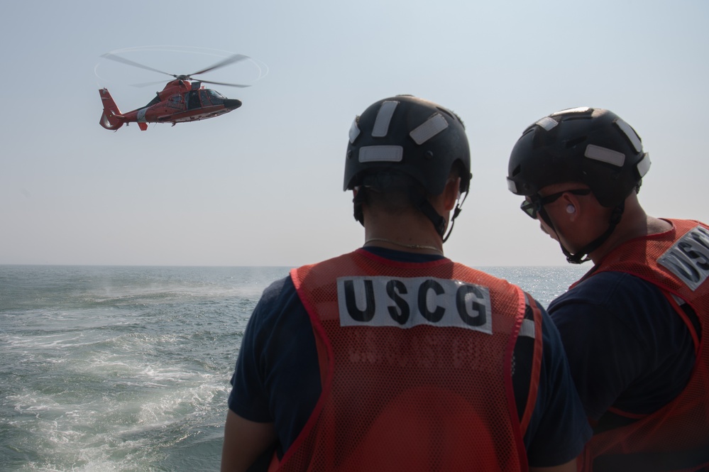 DVIDS – Images – U.S. Coast Guard Station Barnegat Light helicopter operations with Air Station Atlantic City [Image 3 of 5]