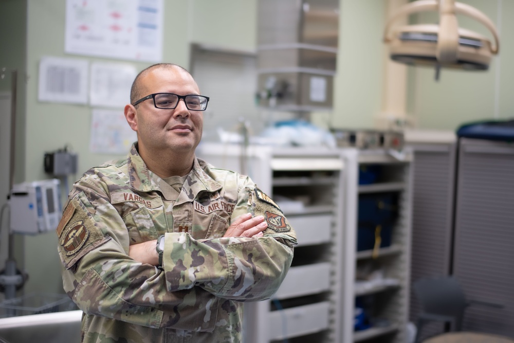 DVIDS – News – Airlift Capable 24/7: 459 AS, 374 HCOS demonstrate aeromedical readiness on Independence Day