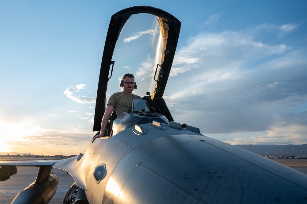 DVIDS – Images – Red Flag 24-3 Evening and Night Operations [Image 5 of 10]