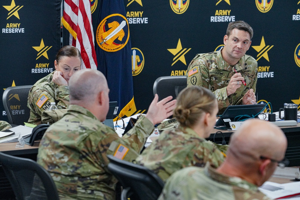 DVIDS – News – Army Reserve Careers Group Holds Yearly Mission Brief, Welcomes Distinguished Visitors