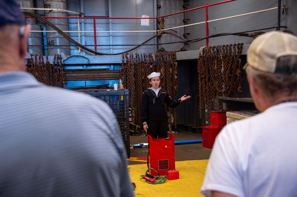 DVIDS – Images – USS Germantown (LSD 42) Arrives at Broadway Pier for Fleet Week San Diego [Image 7 of 7]