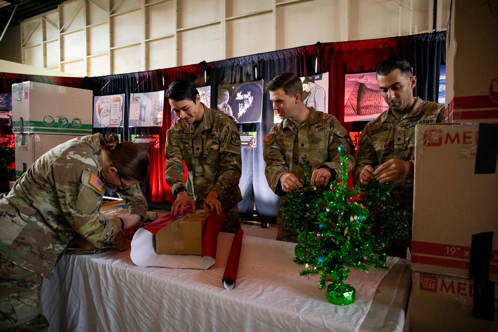 DVIDS – Images – NORAD Tracks Santa 2024 [Image 4 of 15]