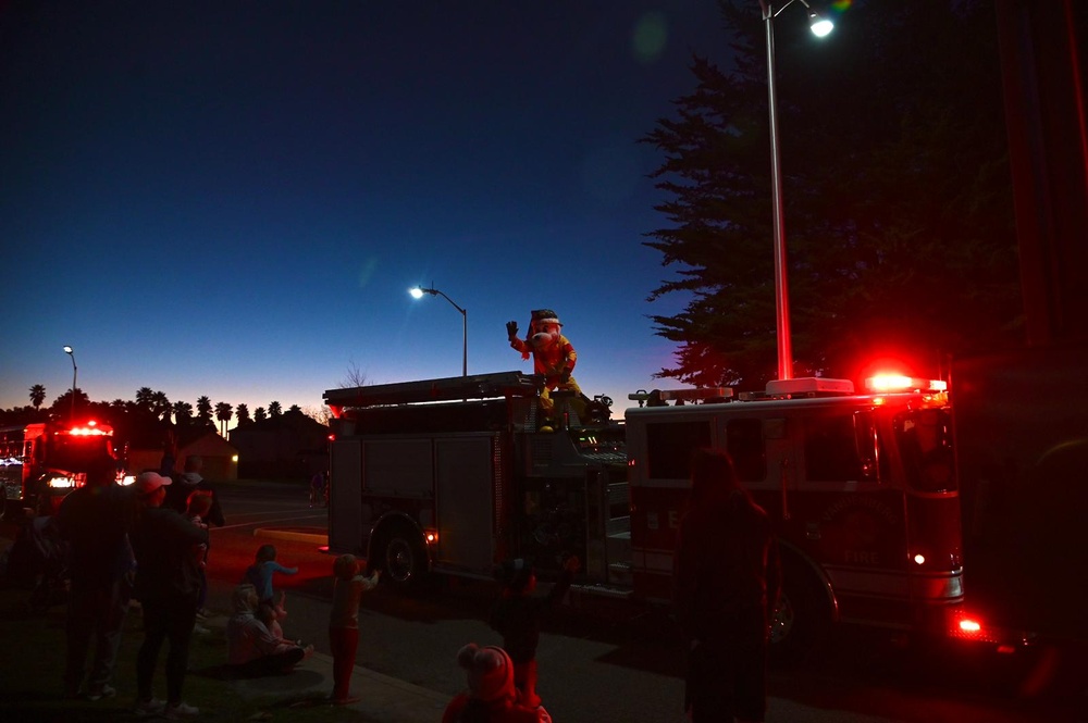 DVIDS – Images – 2024 VSFB Holiday Parade [Image 1 of 3]