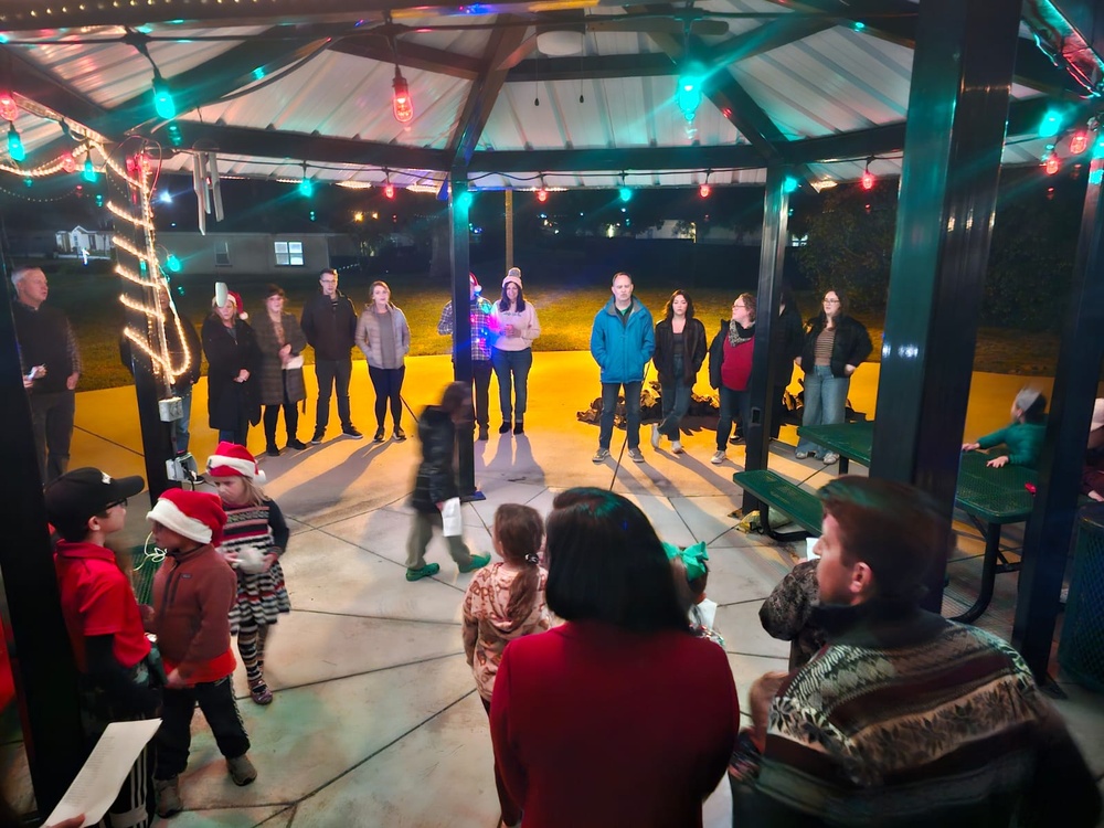 DVIDS – Images – Holiday Cheer at Vandenberg! [Image 1 of 3]