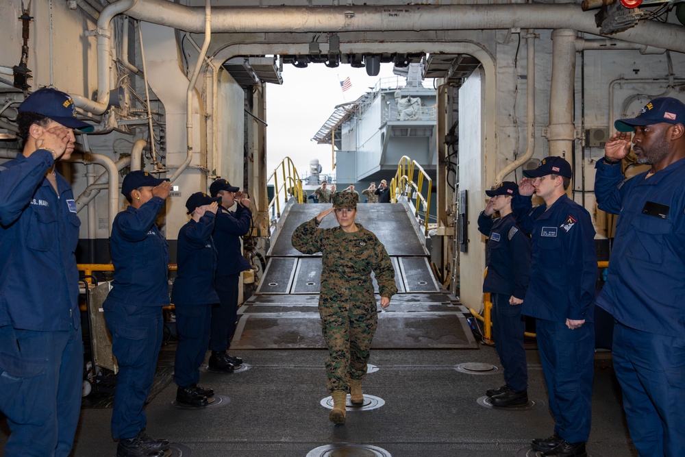 DVIDS – Images – MARFORCOM Visits USS Iwo Jima (LHD 7) [Image 3 of 5]