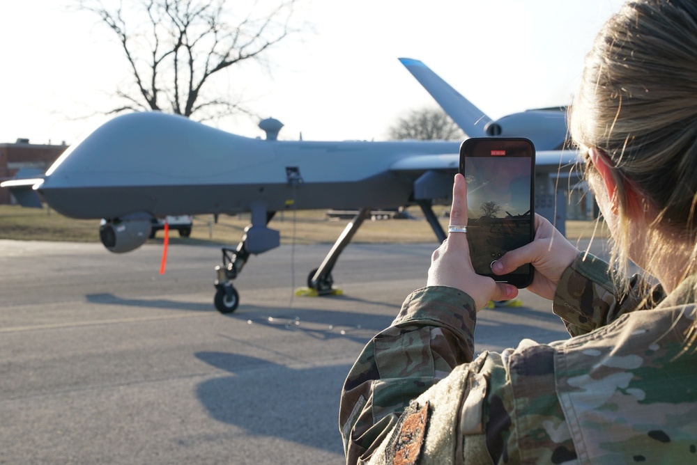 DVIDS – Images – Advanced Wrath MQ-9 Reaper safety checks, taxi and takeoff [Image 7 of 9]