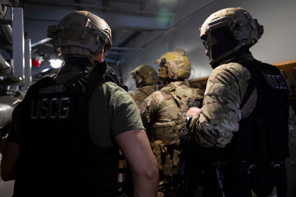 DVIDS – Images – U.S. Coast Guard conducts walkthrough of U.S.S. Stockdale [Image 2 of 4]
