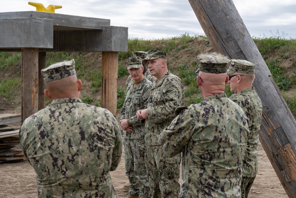 DVIDS – Images – RADM Andros Visits NCG 1 [Image 2 of 2]